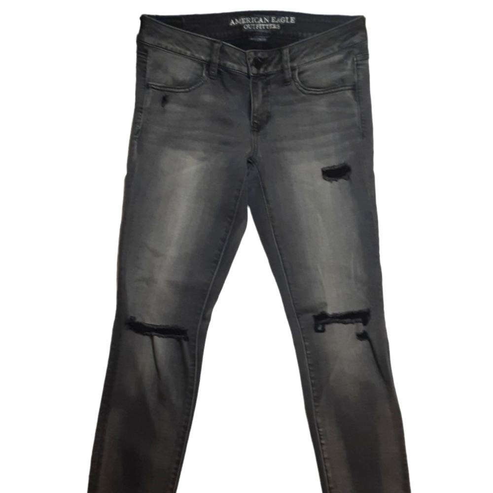 American Eagle Outfitters  distressed  jeans